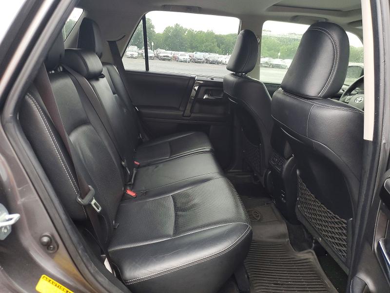 54518106 :رقم المزاد ، JTEBU5JR0K5614488 vin ، 2019 Toyota 4runner مزاد بيع