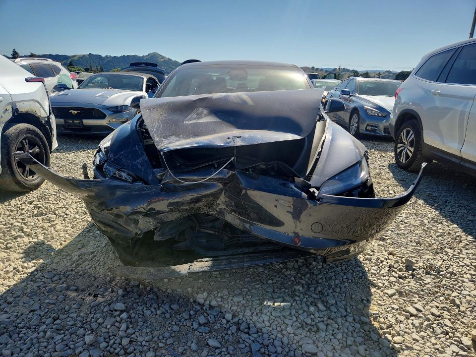52900906 :رقم المزاد ، 5YJ3E1EBXTF123647 vin ، 2026 Tesla Model 3 مزاد بيع