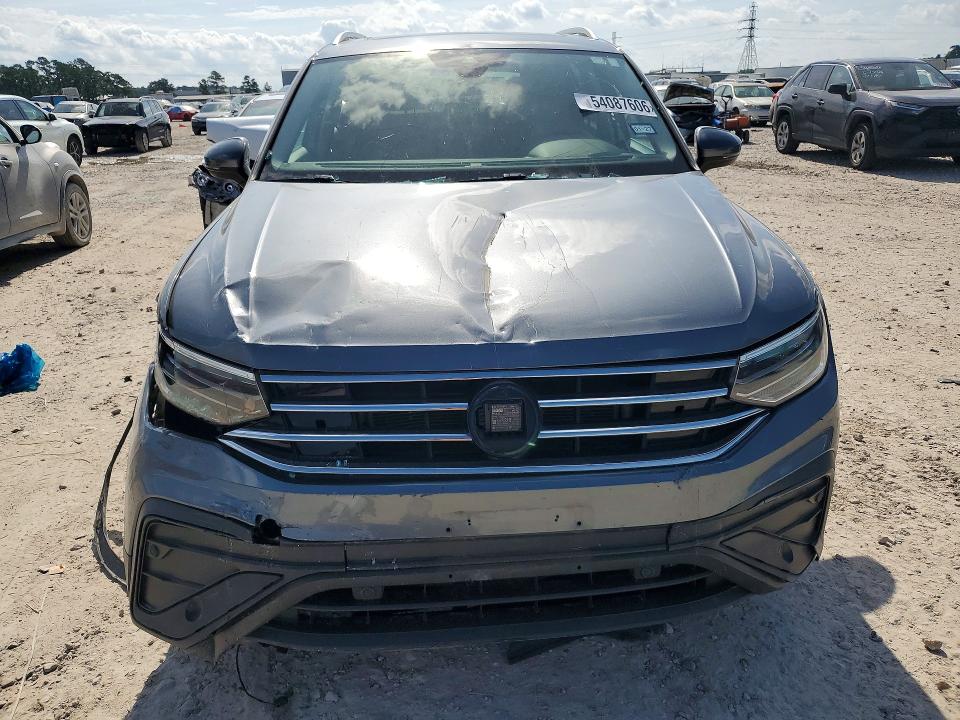 2022 Volkswagen Tiguan მანქანა იყიდება აუქციონზე, vin: 3VV3B7AX5NM055965, აუქციონის ნომერი: 54087606
