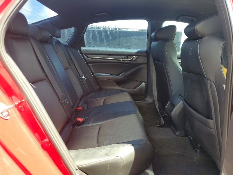 Продаж на аукціоні авто 2018 Honda Accord, vin: 1HGCV1F30JA217857, номер лоту: 55517026