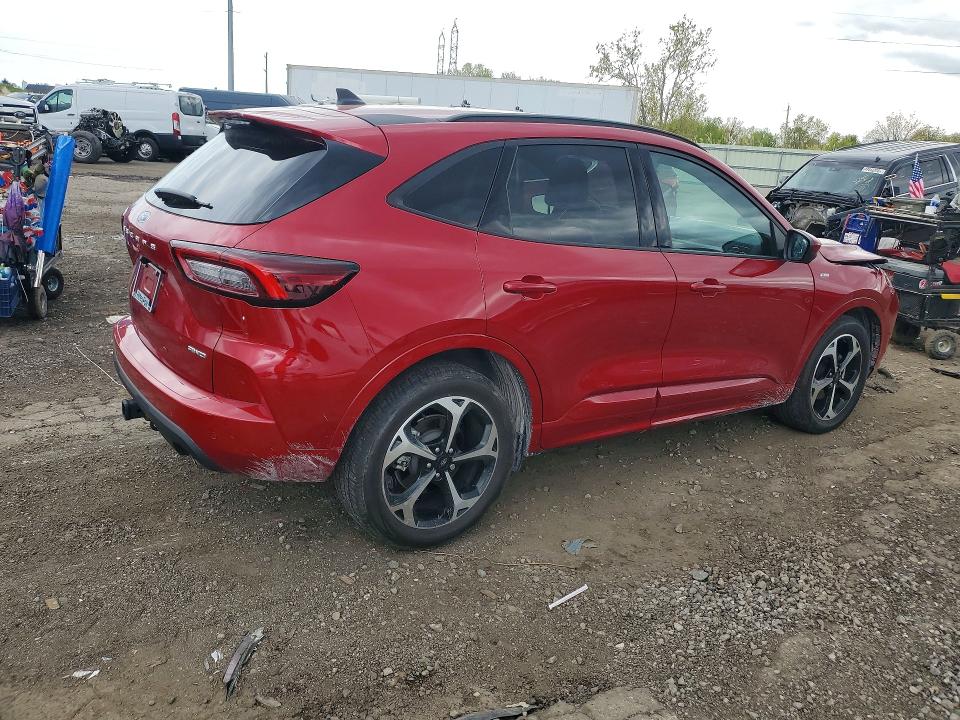 2023 Ford Escape მანქანა იყიდება აუქციონზე, vin: 1FMCU9NA4PUB13083, აუქციონის ნომერი: 53029466