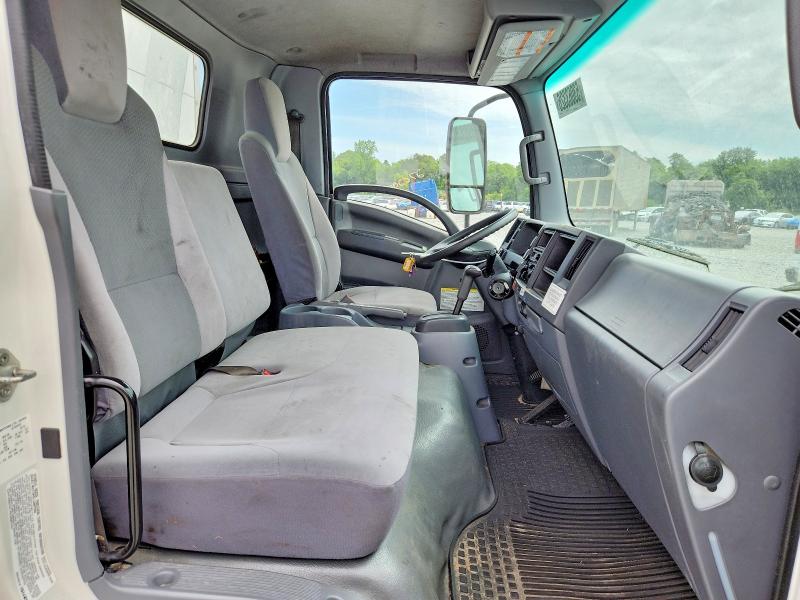 53063326 :رقم المزاد ، JALC4W161K7008009 vin ، 2019 Isuzu Npr Hd مزاد بيع
