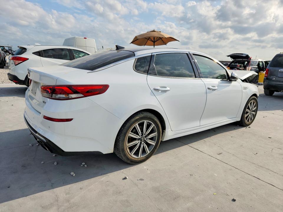 2020 Kia Optima მანქანა იყიდება აუქციონზე, vin: 5XXGU4L12LG405617, აუქციონის ნომერი: 54145586
