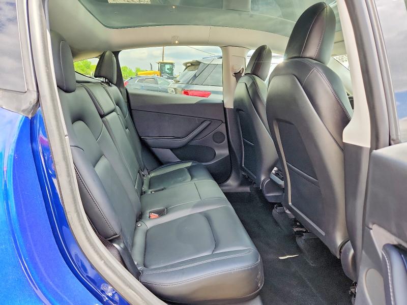 52920756 :رقم المزاد ، 5YJYGDEE3MF071128 vin ، 2021 Tesla Model Y مزاد بيع