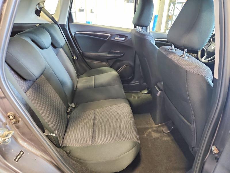 52857236 :رقم المزاد ، 3HGGK5H47JM734874 vin ، 2018 Honda Fit مزاد بيع