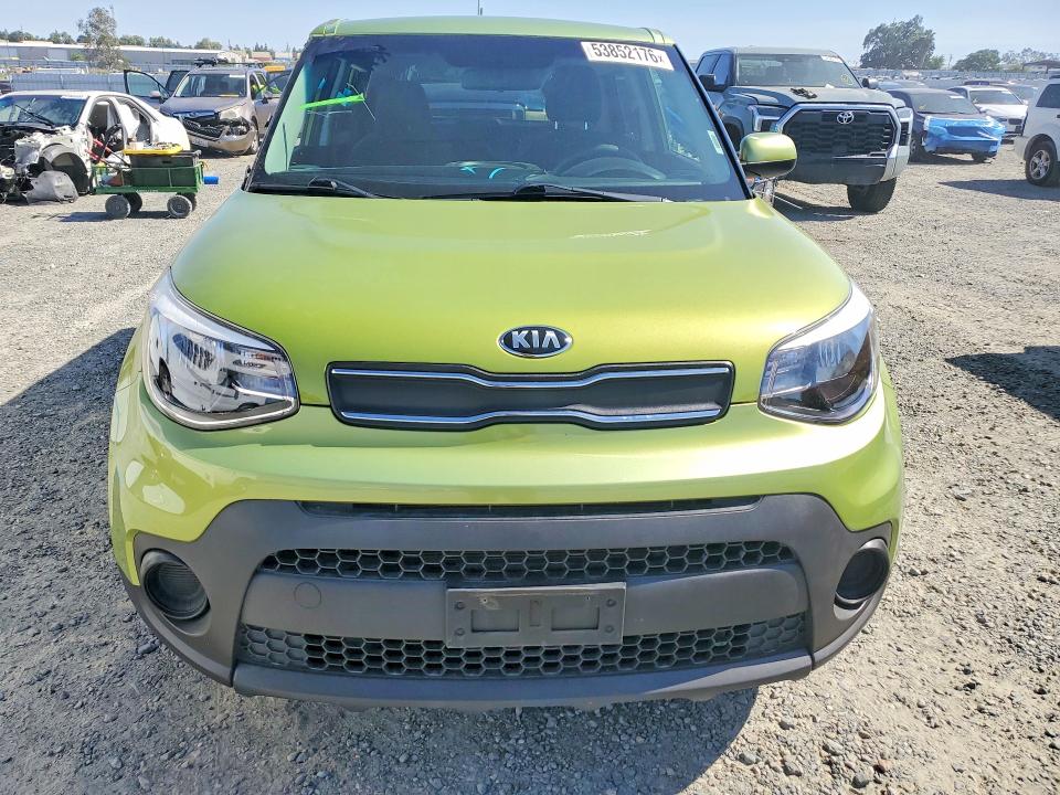 53852176 :رقم المزاد ، KNDJN2A27J7899935 vin ، 2018 Kia Soul مزاد بيع