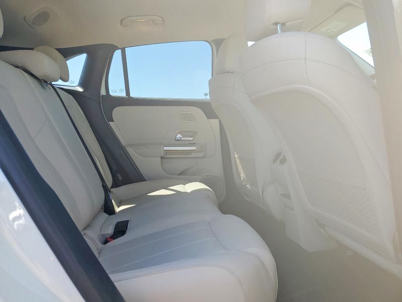 51830826 :رقم المزاد ، W1N4N4HB0MJ245955 vin ، 2021 Mercedes-benz Gla مزاد بيع