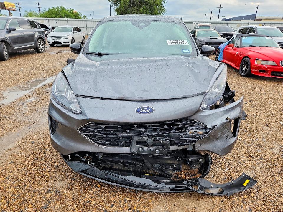 54869636 :رقم المزاد ، 1FMCU0G67NUB98454 vin ، 2022 Ford Escape مزاد بيع