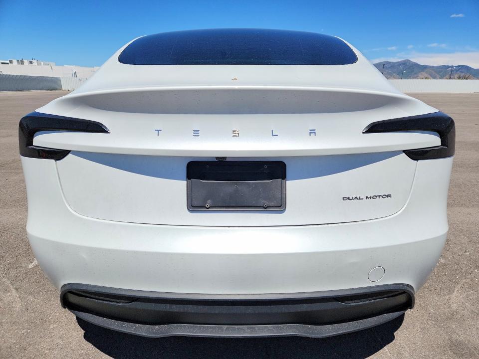 54780826 :رقم المزاد ، 5YJ3E1EB8RF820758 vin ، 2024 Tesla Model 3 مزاد بيع