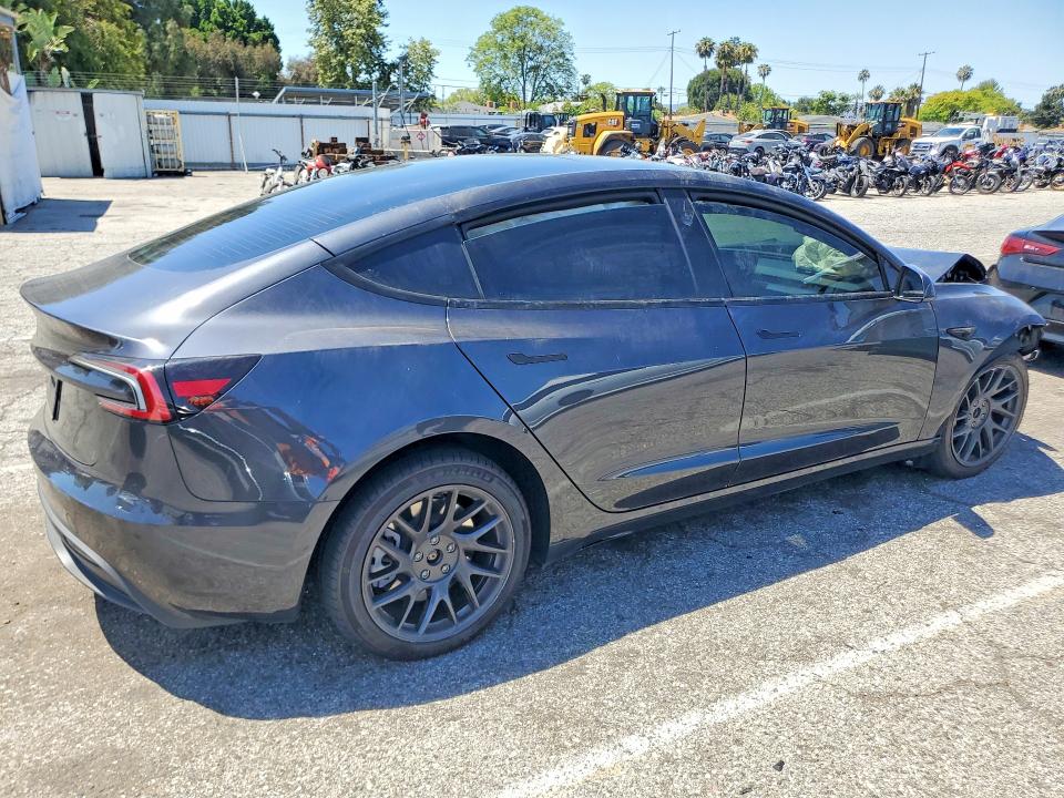 2025 Tesla Model 3 მანქანა იყიდება აუქციონზე, vin: 5YJ3E1EA0SF985376, აუქციონის ნომერი: 53667266