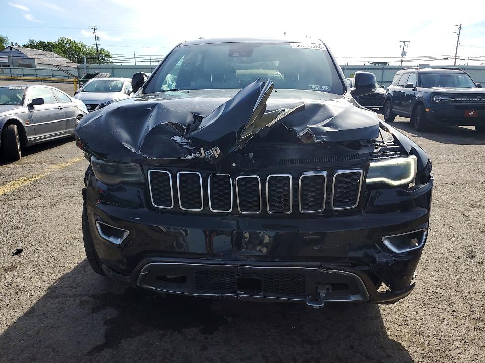 54390386 :رقم المزاد ، 1C4RJFBT3JC167094 vin ، 2018 Jeep Grand Cherokee مزاد بيع