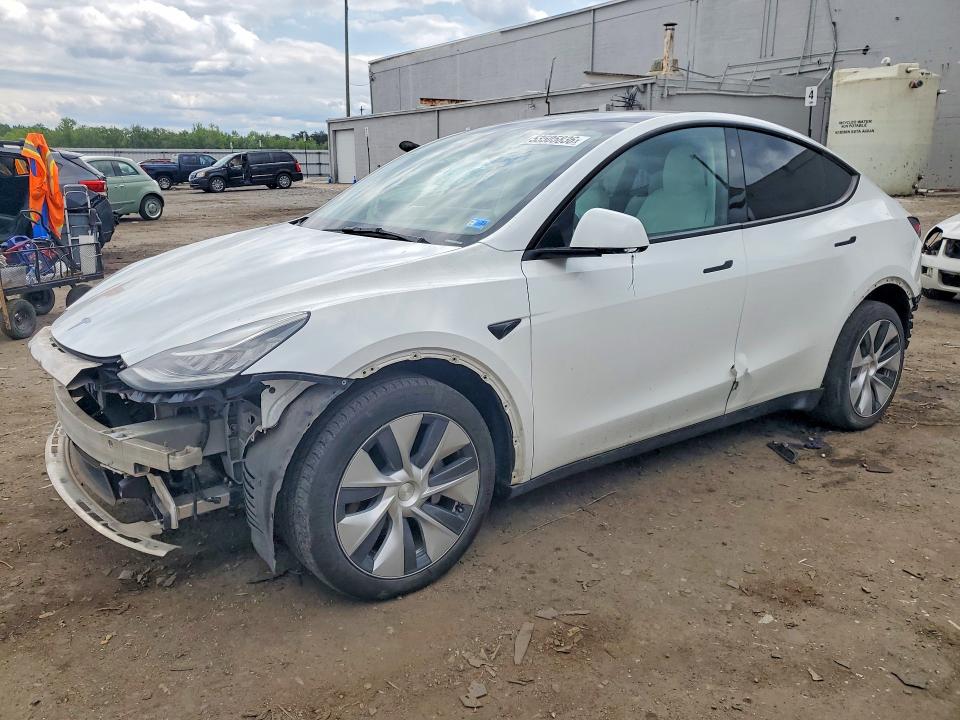 Auction sale of the 2023 Tesla Model Y, vin: 7SAYGDEE5PA151406, lot number: 53505836