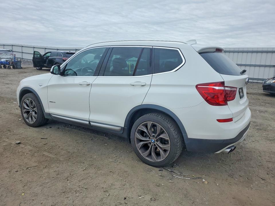 54339136 :رقم المزاد ، 5UXWX7C56F0K32051 vin ، 2015 Bmw X3 مزاد بيع