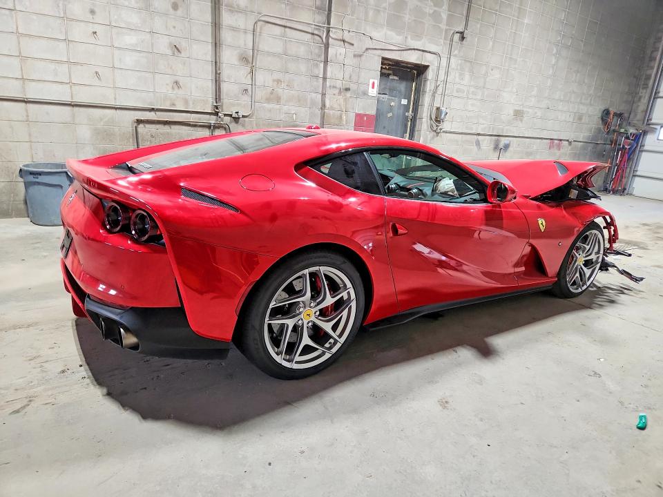 2020 Ferrari 812 Superfast მანქანა იყიდება აუქციონზე, vin: ZFF83CLA5L0248623, აუქციონის ნომერი: 54156996