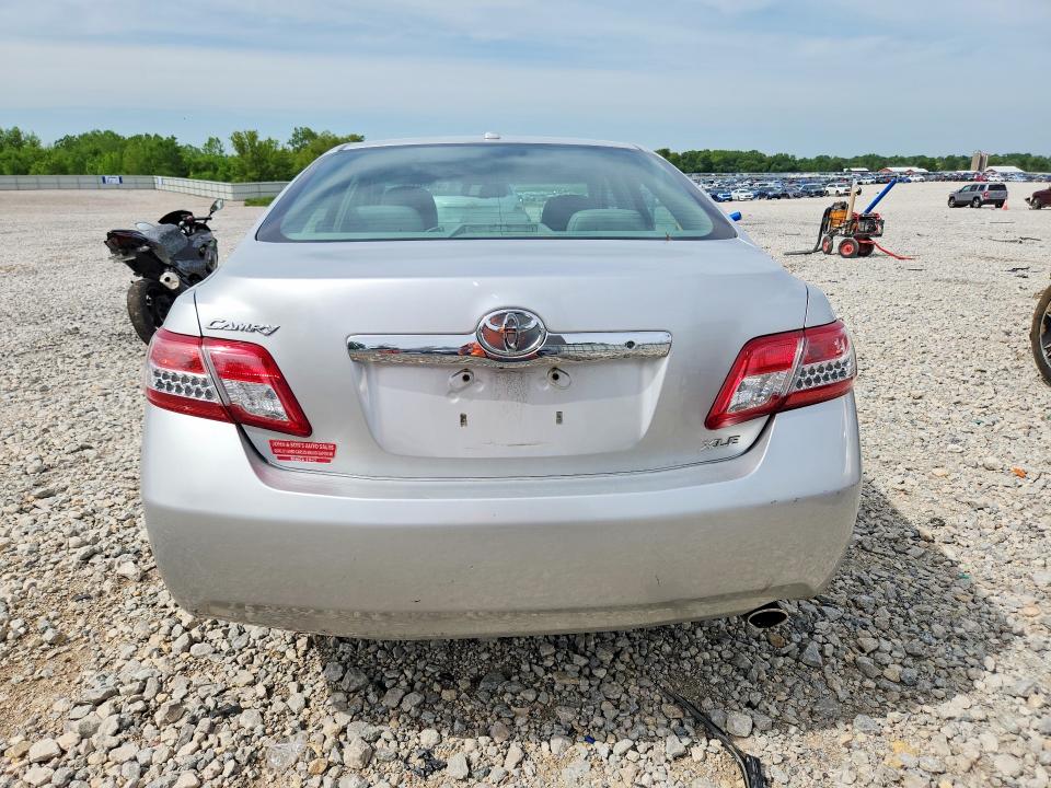 54820116 :رقم المزاد ، 4T4BF3EK7BR101634 vin ، 2011 Toyota Camry مزاد بيع