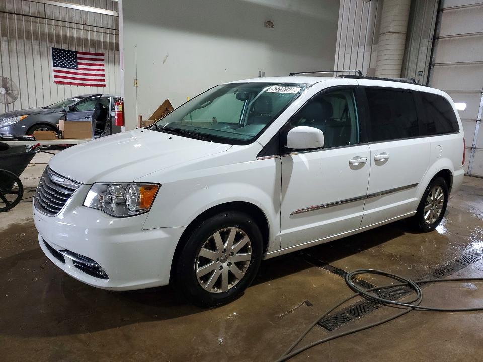 2016 Chrysler Town & Country მანქანა იყიდება აუქციონზე, vin: 2C4RC1BG7GR200114, აუქციონის ნომერი: 52252506