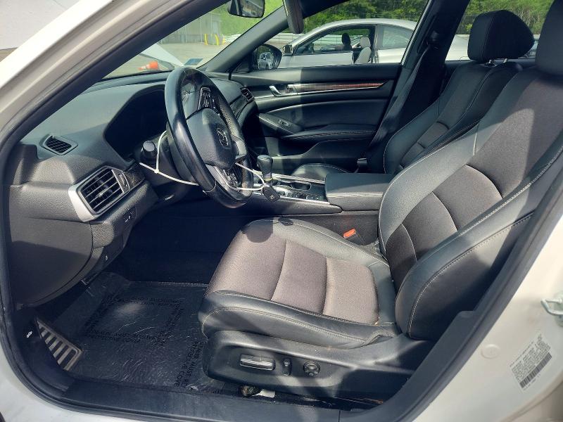 53990946 :رقم المزاد ، 1HGCV1F36MA056368 vin ، 2021 Honda Accord مزاد بيع