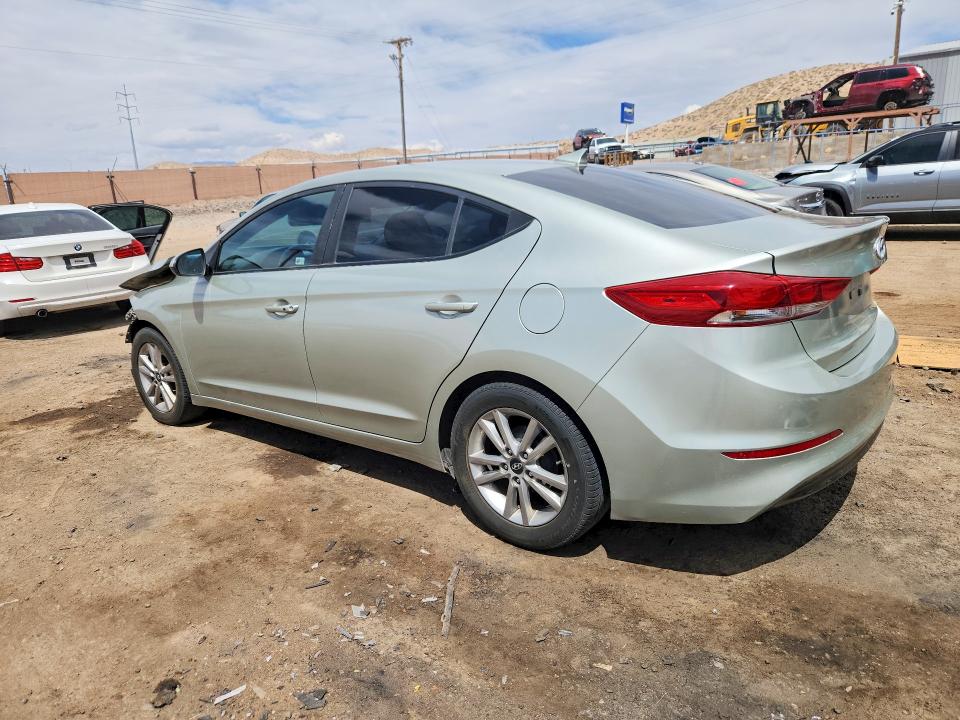 2017 Hyundai Elantra მანქანა იყიდება აუქციონზე, vin: 5NPD84LF2HH016300, აუქციონის ნომერი: 54493986