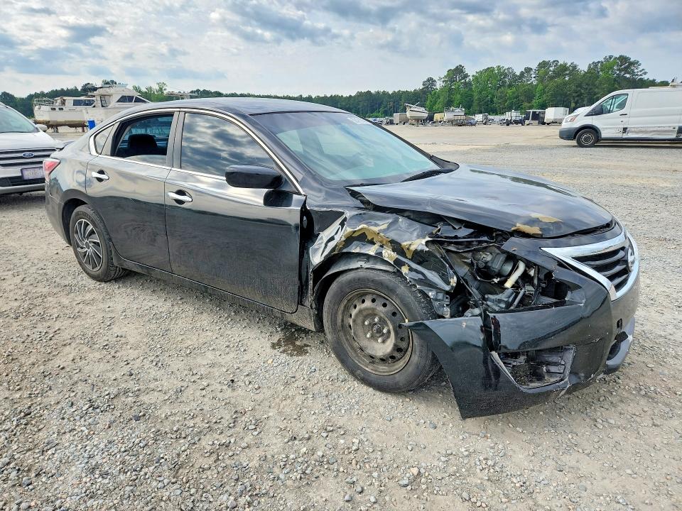 52471036 :رقم المزاد ، 1N4AL3AP3FN882226 vin ، 2015 Nissan Altima مزاد بيع