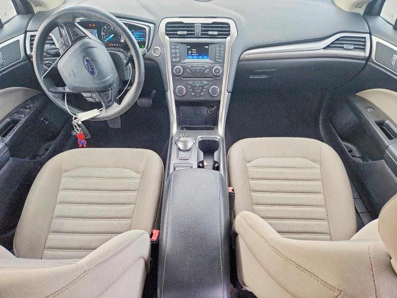 53166066 :رقم المزاد ، 3FA6P0UU5JR100170 vin ، 2018 Ford Fusion مزاد بيع