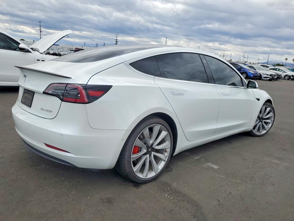 Продаж на аукціоні авто 2019 Tesla Model 3, vin: 5YJ3E1EB7KF514026, номер лоту: 51770806