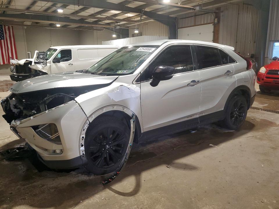 52648066 :رقم المزاد ، JA4ATVAAXNZ060008 vin ، 2022 Mitsubishi Eclipse Cross مزاد بيع