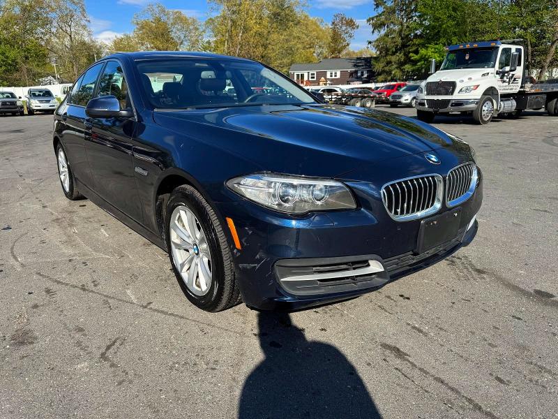 53314806 :رقم المزاد ، WBA5A7C55ED619466 vin ، 2014 Bmw 528 مزاد بيع