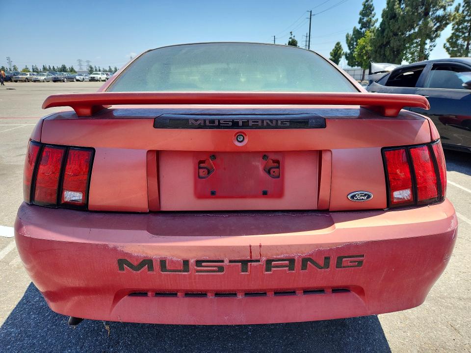 54488896 :رقم المزاد ، 1FAFP40451F203583 vin ، 2001 Ford Mustang مزاد بيع
