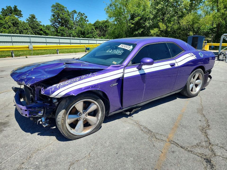 94245415 :رقم المزاد ، 2C3CDYBT8DH672157 vin ، 2013 Dodge Challenger مزاد بيع