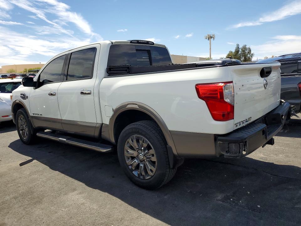 52232146 :رقم المزاد ، 1N6AA1E55HN528401 vin ، 2017 Nissan Titan مزاد بيع