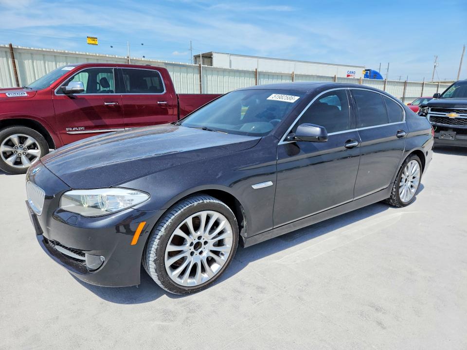 51982586 :رقم المزاد ، WBAFR9C57DD226561 vin ، 2013 Bmw 550 مزاد بيع