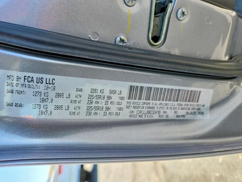 54446766 :رقم المزاد ، 1C4PJLLB9KD324795 vin ، 2019 Jeep Cherokee مزاد بيع