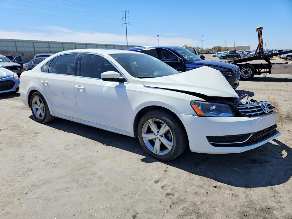 54181776 :رقم المزاد ، 1VWBN7A31DC031769 vin ، 2013 Volkswagen Passat مزاد بيع