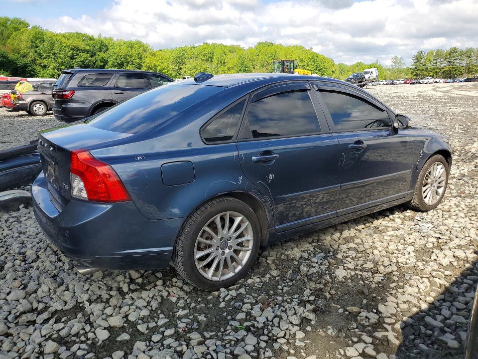 2011 Volvo S40 მანქანა იყიდება აუქციონზე, vin: YV1672MS3B2535192, აუქციონის ნომერი: 52756586