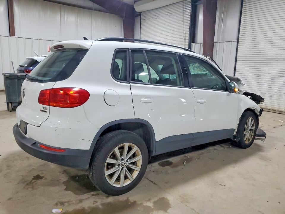 Продажа на аукционе авто 2017 Volkswagen Tiguan, vin: WVGBV7AX6HK047706, номер лота: 53431296