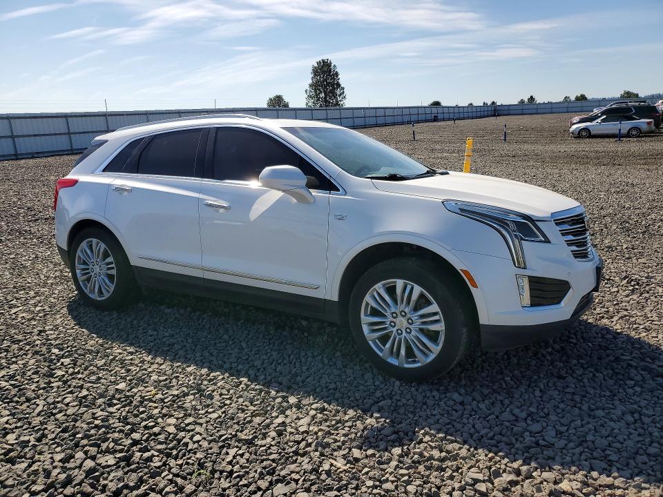 52536076 :رقم المزاد ، 1GYKNERS7HZ146294 vin ، 2017 Cadillac Xt5 مزاد بيع
