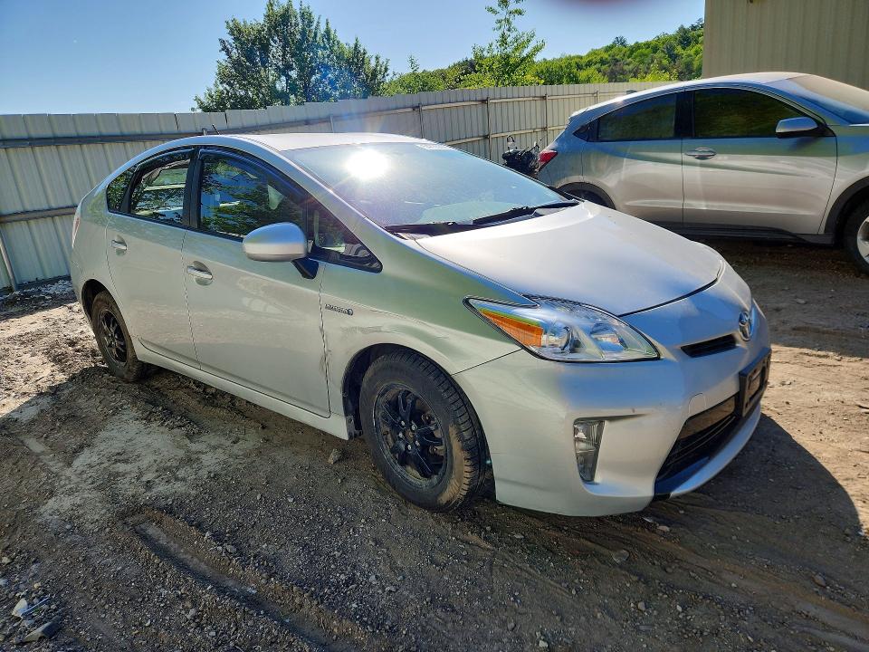 2015 Toyota Prius მანქანა იყიდება აუქციონზე, vin: JTDKN3DU0F1875901, აუქციონის ნომერი: 54735696
