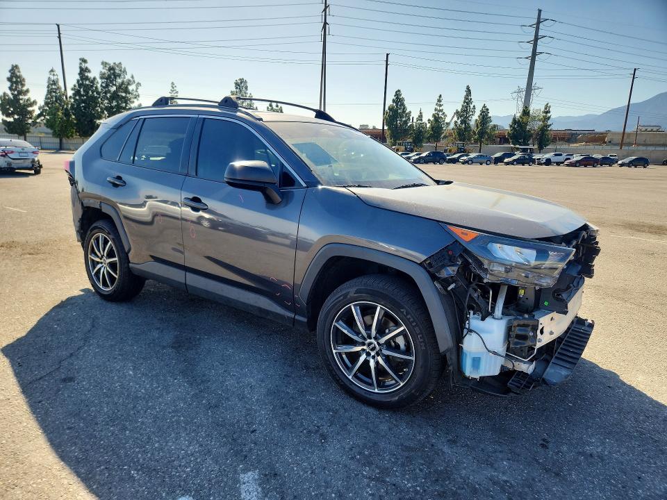 2019 Toyota Rav4 მანქანა იყიდება აუქციონზე, vin: 2T3F1RFV5KW007054, აუქციონის ნომერი: 53938946