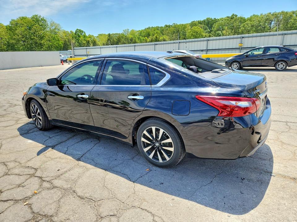 2018 Nissan Altima მანქანა იყიდება აუქციონზე, vin: 1N4AL3AP8JC206004, აუქციონის ნომერი: 52535186