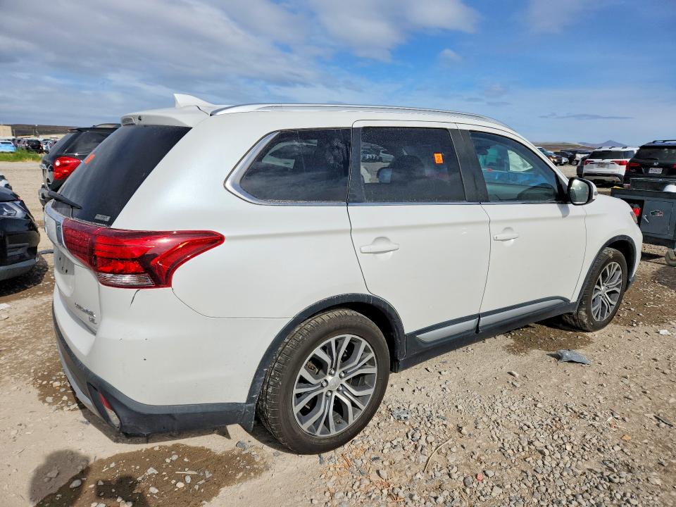 Продажа на аукционе авто 2017 Mitsubishi Outlander, vin: JA4AZ3A34HZ036280, номер лота: 53653376