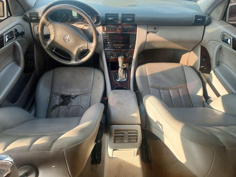 52773256 :رقم المزاد ، WDBRF61J05A728756 vin ، 2005 Mercedes-benz C مزاد بيع