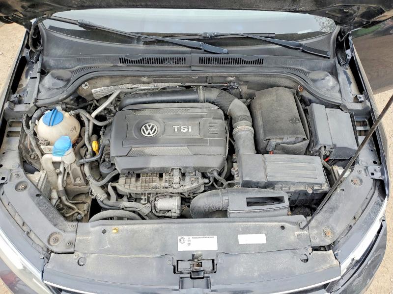 51851516 :رقم المزاد ، 3VWL07AJ2FM229179 vin ، 2015 Volkswagen Jetta مزاد بيع