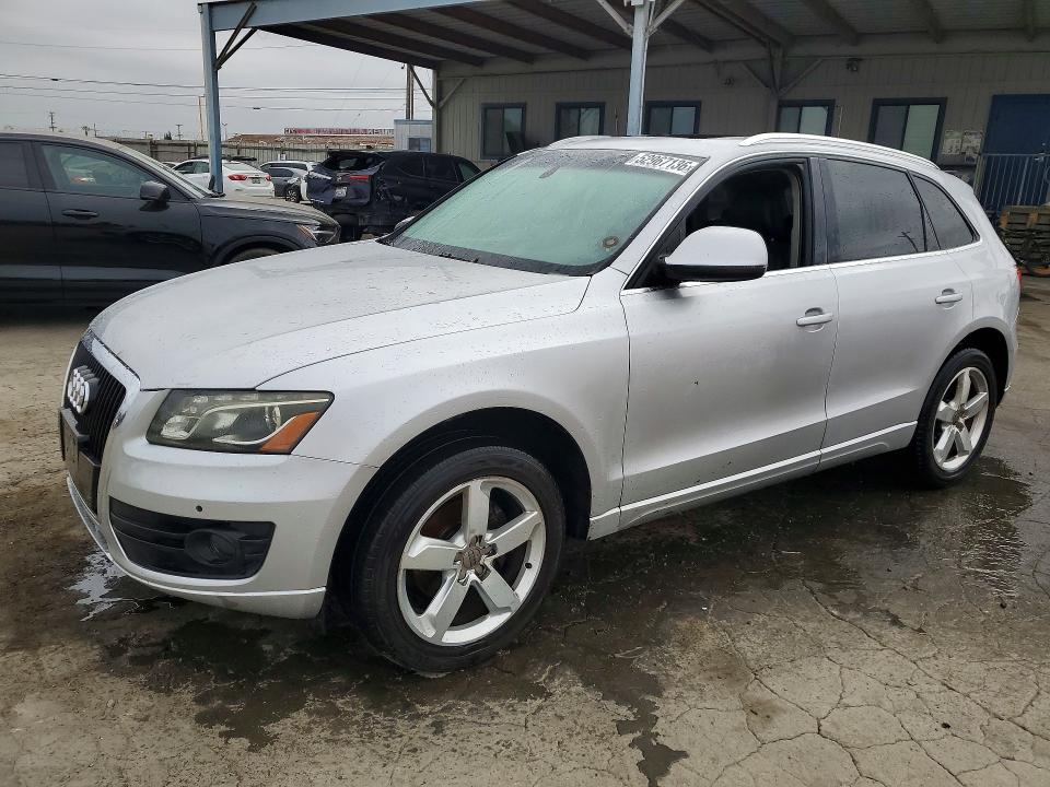 2010 Audi Q5 მანქანა იყიდება აუქციონზე, vin: WA1LKAFP3AA007483, აუქციონის ნომერი: 52967136