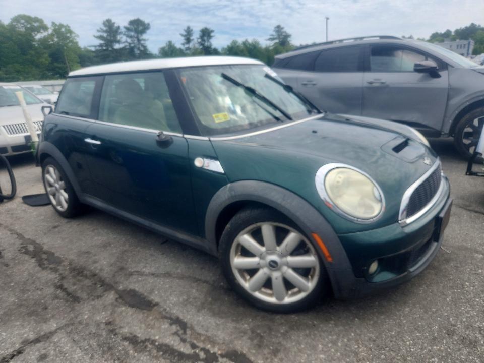 55057856 :رقم المزاد ، WMWMF73529TW87510 vin ، 2009 Mini Cooper مزاد بيع