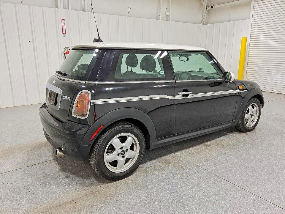 2010 Mini Cooper მანქანა იყიდება აუქციონზე, vin: WMWMF3C59ATU78777, აუქციონის ნომერი: 52150226