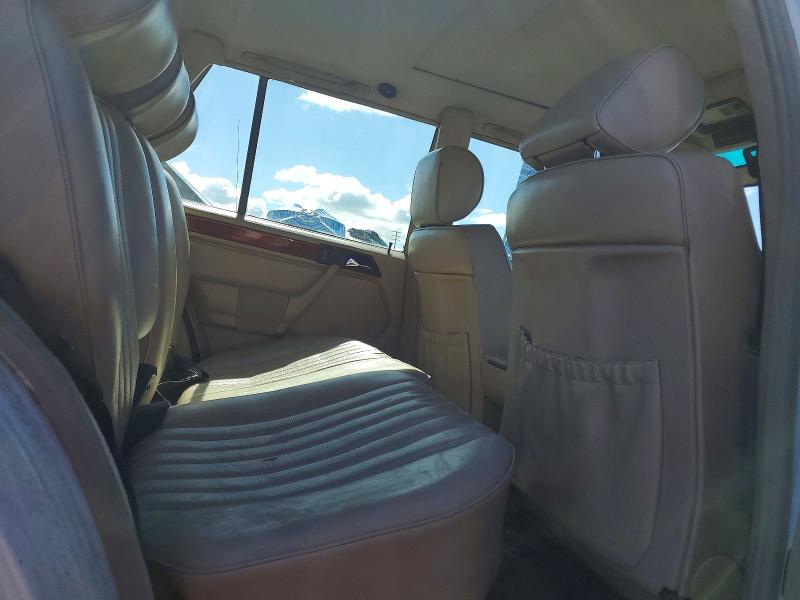 Продажа на аукционе авто 1995 Mercedes-benz E, vin: WDBEA92E3SF304552, номер лота: 55562916