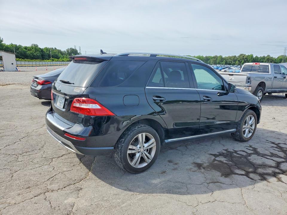 Продажа на аукционе авто 2015 Mercedes-benz Ml, vin: 4JGDA5JB3FA468198, номер лота: 53177656