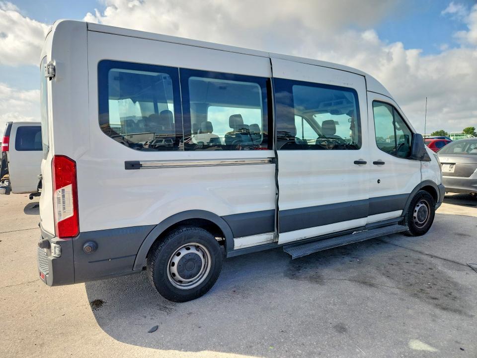53999866 :رقم المزاد ، 1FBZX2CM7GKA32685 vin ، 2016 Ford Transit مزاد بيع