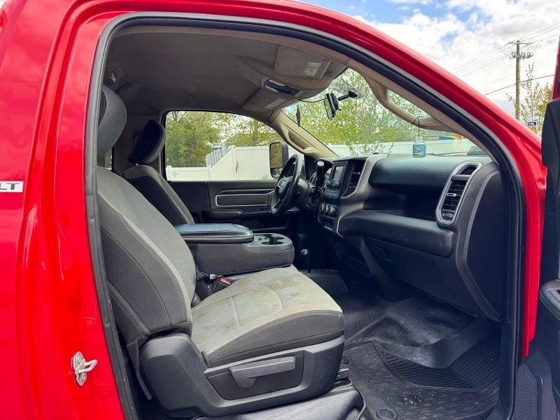 53134246 :رقم المزاد ، 3C7WRNDL5KG531343 vin ، 2019 Ram 5500 مزاد بيع