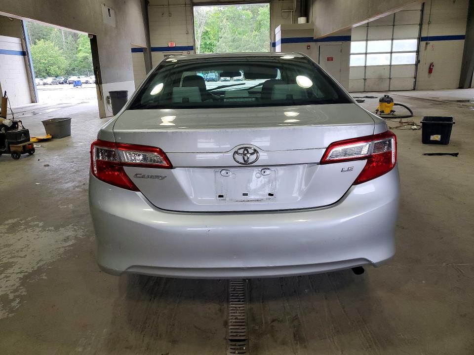 52508926 :رقم المزاد ، 4T4BF1FK0DR310672 vin ، 2013 Toyota Camry مزاد بيع